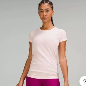 LULULEMON Swiftly Tech Short 2.0 Short Sleeve Strawberry Milkshake